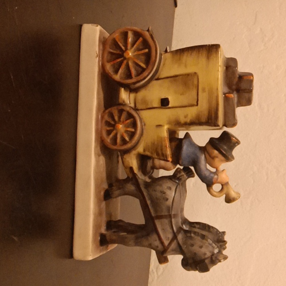 M.I. Hummel Figurine #226; TMK 4; "The Mail is Here"